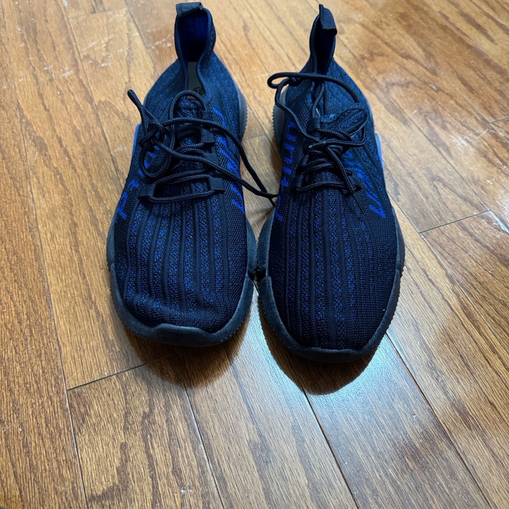 Marc Ecko Black and Blue Athletic Shoes